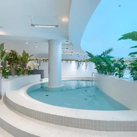 Hanza Tower Gold - 24 Sauna & Jacuzzi & Pool