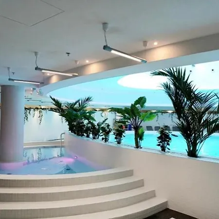 Hanza Tower Gold - 24 Sauna & Jacuzzi & Pool